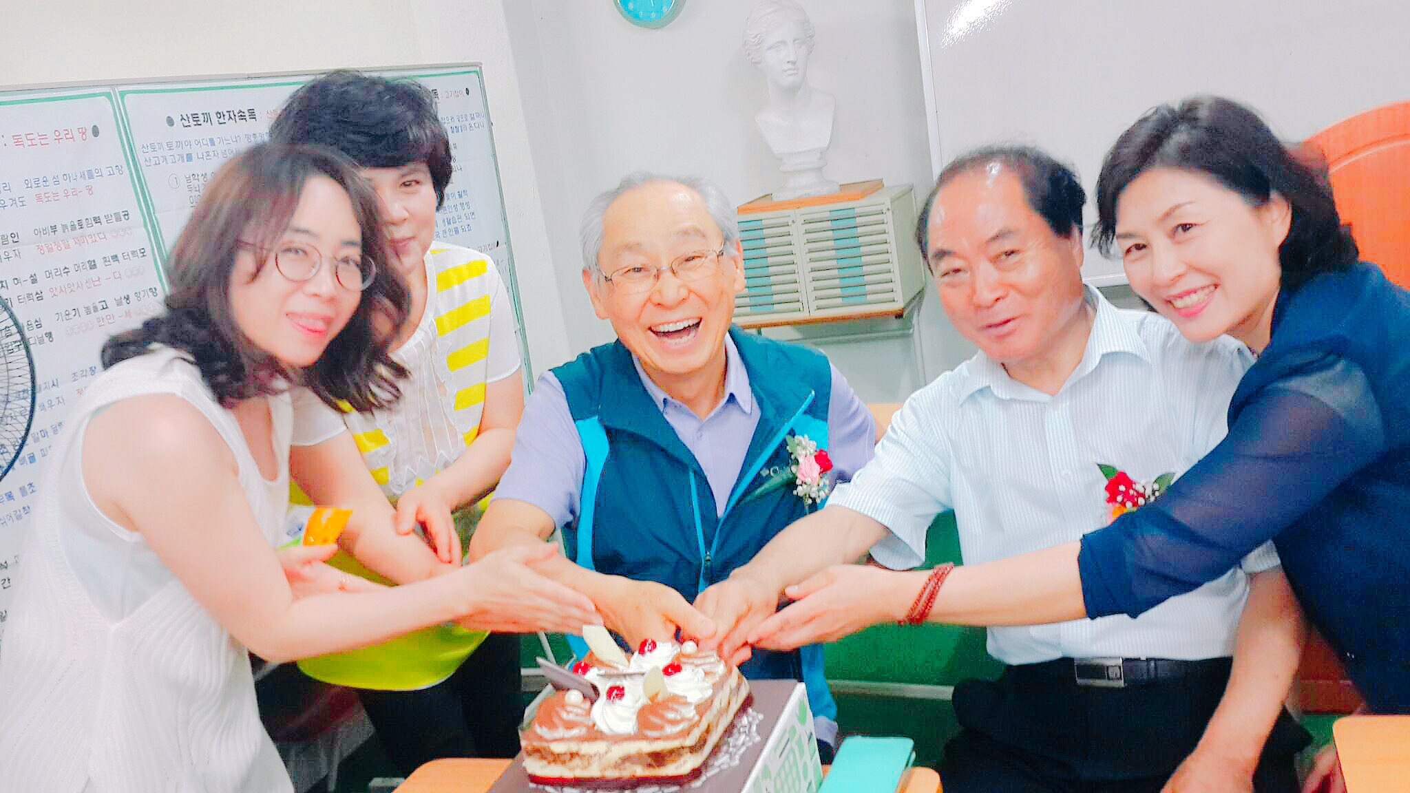 1466083357_2016-06-15-11-28-58.jpg 1466083357_2016-06-15-11-28-58.jpg